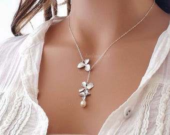 Orchid Flower Necklace, Dainty floral pearl lariat, Jewelry gift for her, Wedding Gifts