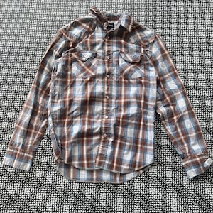 Vintage No Boundaries Button Up