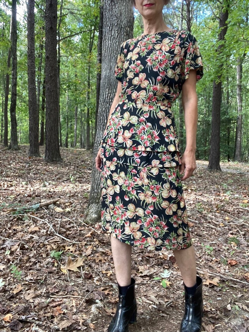 1940s Cold Rayon Floral image 3