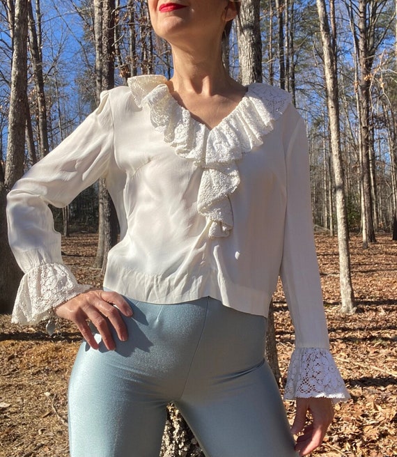 1970s Arpeja Ivory Ruffle Top - image 2