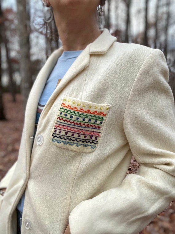 1950s to 60s Embroidered Wool Shirt Jacket - image 5