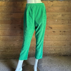 1950s Green Corduroy Cropped Pants