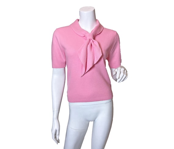 1950s to 1960s Pink Necktie Sweater