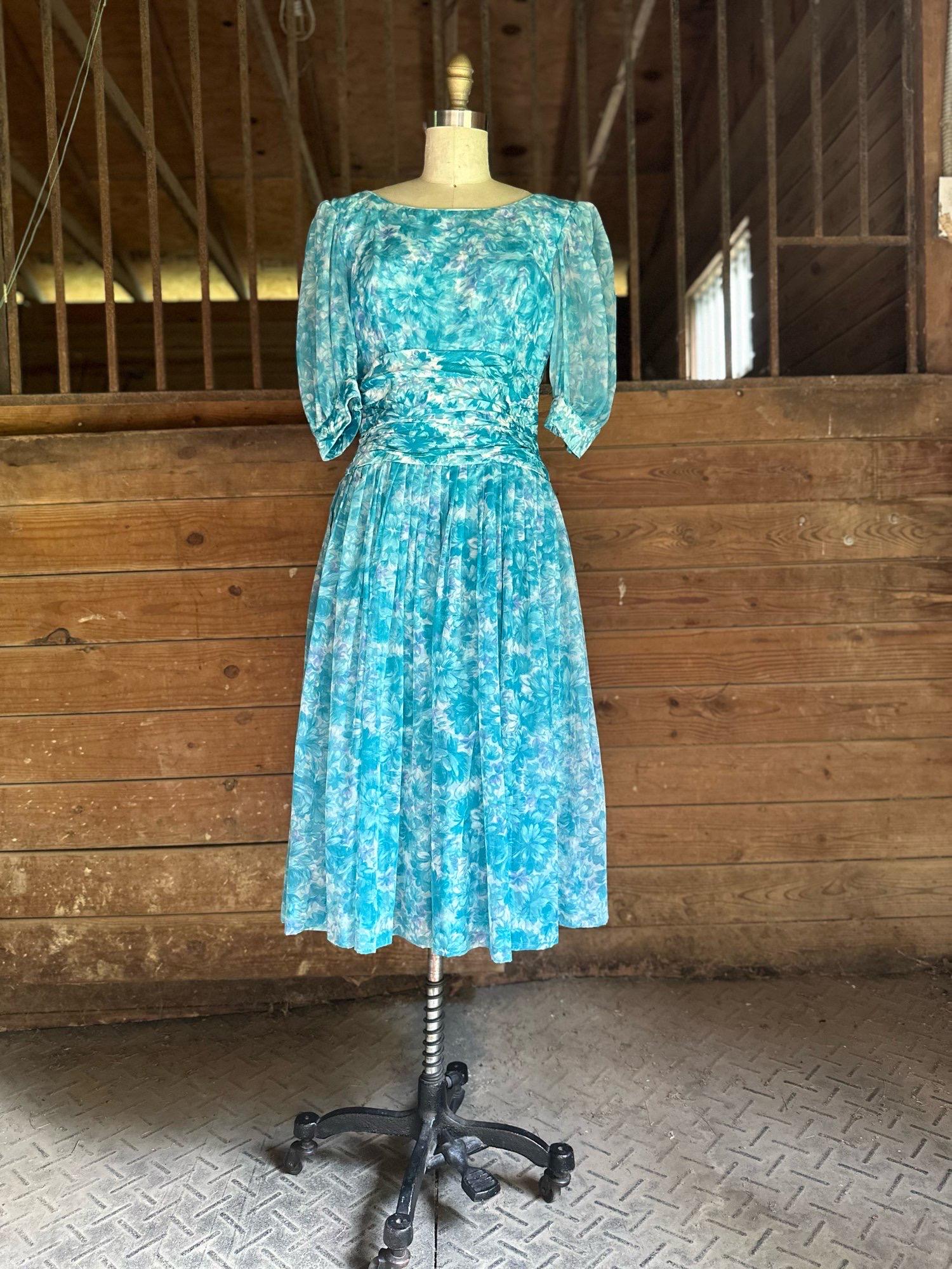 NobleVintageClothier