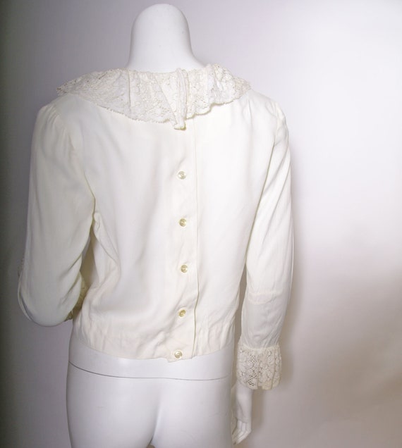 1970s Arpeja Ivory Ruffle Top - image 6