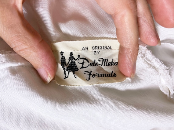 1960s White Rayon Datemaker Formals Dress - image 7