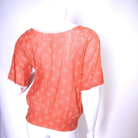 1920s Ladies Cotton Top Orange with White Puff Pa… - image 3