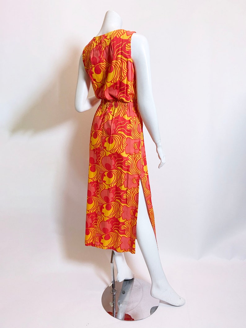 1960s Tropical Op Art Print Dress
