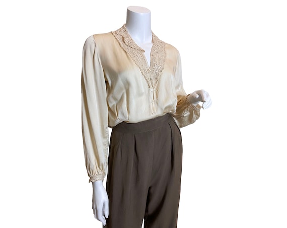 Early 1940s Silk Blouse