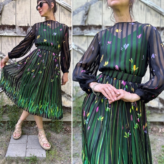 Late 1970s Silk Chiffon Floral Print Dress, XS/S - image 2