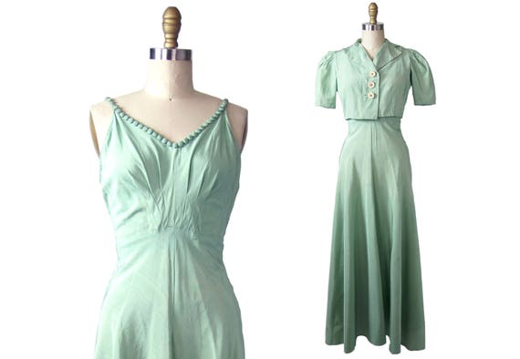 Late 1930s to Early 1940s Green Faille Moire Taffe