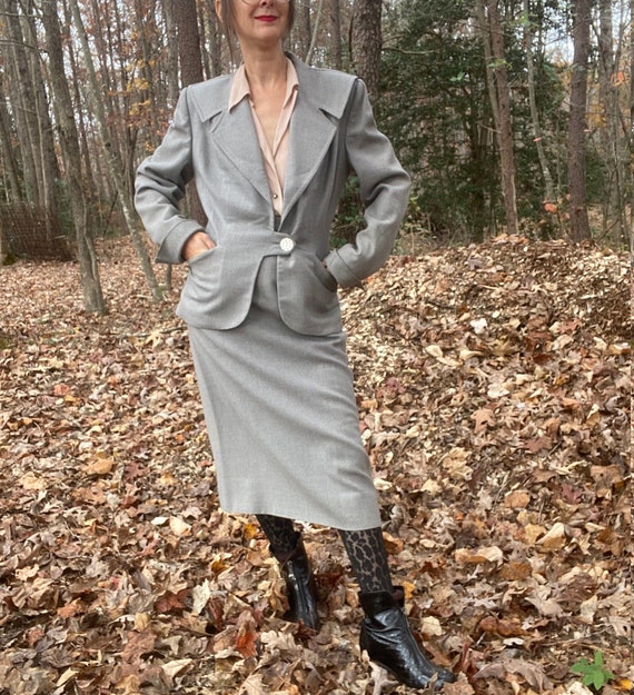 1940s Gray Wool Suit Reveler Original - image 1