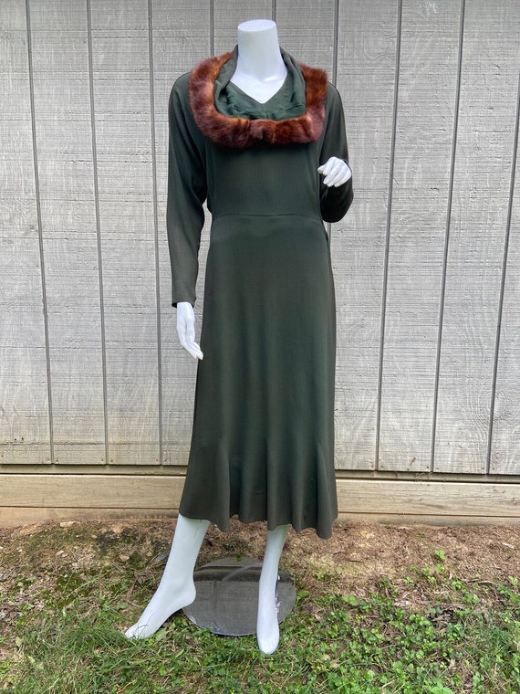 1930s Dark Green Rayon Mink Trimmed Dress, M/L - image 9