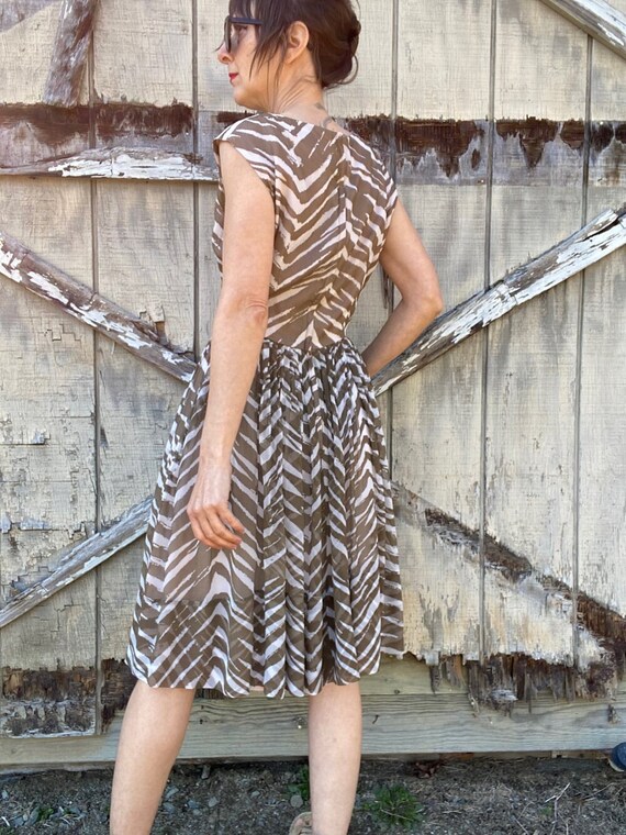 1960s Leslie Faye Zebra Print Chiffon Dress - image 4