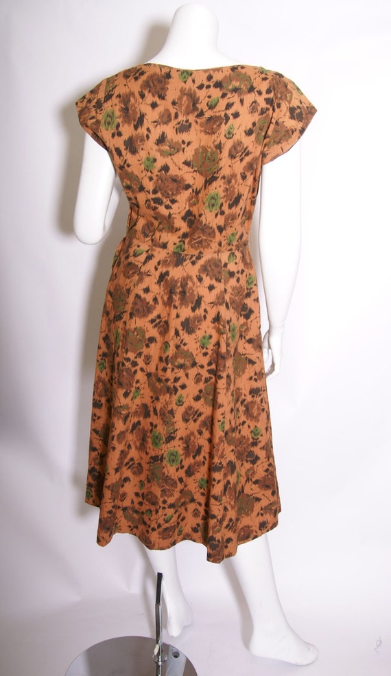 1960s Earthtone Cotton Floral Dress - image 6