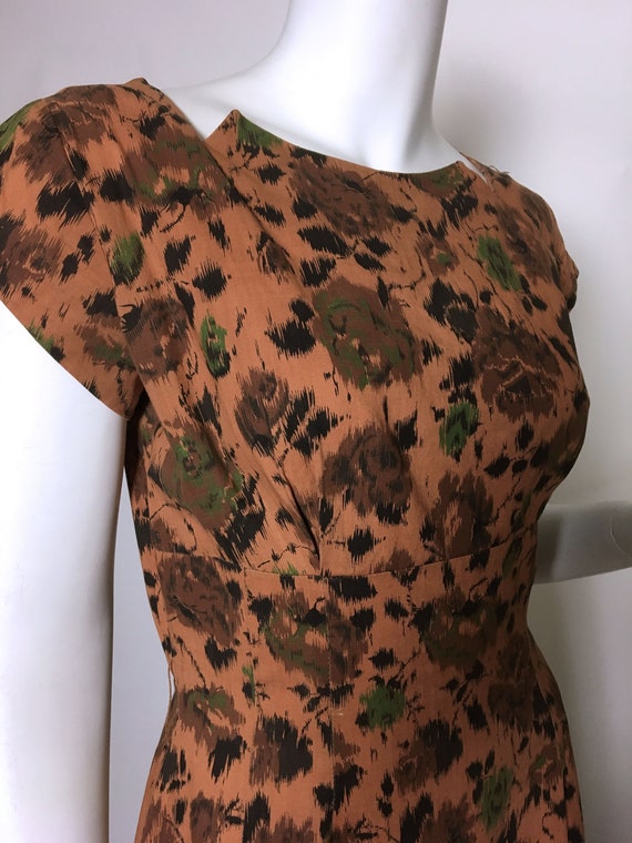 1960s Earthtone Cotton Floral Dress - image 7
