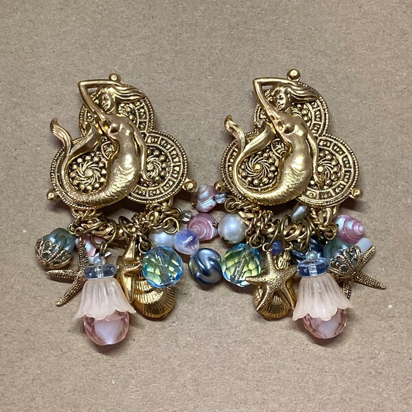 Rare Vintage Brand Reminiscence Paris By Zoe Coste - Gold Plated Mermaid Clip On Earrings Featured Charms of Starfish, Shells, and Crystals