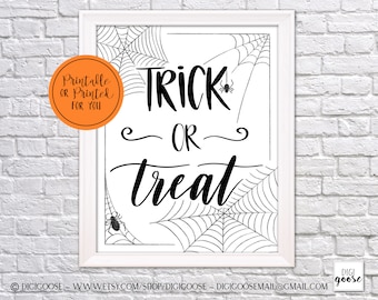 CLEARANCE!! // Instant Download // HALLOWEEN Print // Trick or Treat Print // Halloween Printable Decor // Halloween Wall Art // Wall Prints