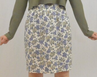 flowy mini skirt 90s