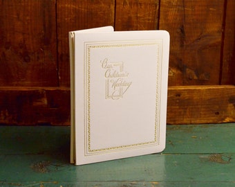 Vintage Wedding Photo Album: Holson White Leatherette 5x7