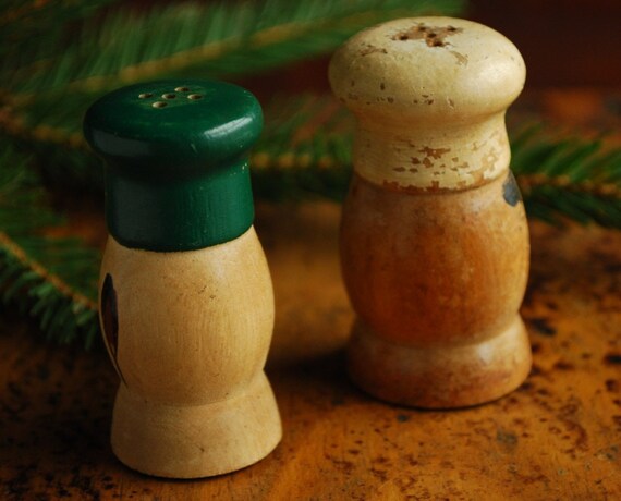 Vintage Chef Salt Pepper Paprika Shakers Japan