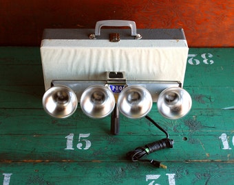 Vintage Pro-Line 4-Light Photo Flood Bar with Case