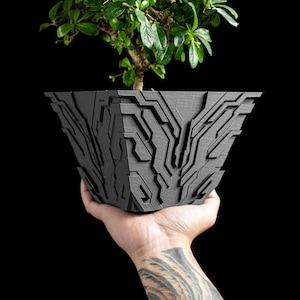 Pyramidal Planter Pot, Modern Indoor Herb Holder, Desk Organizer, Stylish Succulent Accent, Art Deco