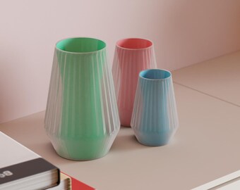 Original Two-Part Transparent Vase, Stylish Colored Inner Shell, Art Deco Tabletop-Statement, Japandi Style Minimalist