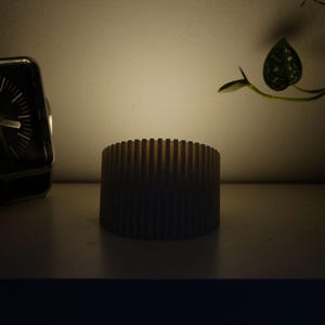 Ribbed RGB Uplighter, Wireless Magnetic Puck, Nightstand Streaming Shelf Diffuser