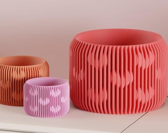 Original Geometric Heart Planter, Stylish Ribbed Valentine Pot, Modern Workspace Plant Statement, Contemporary Decor