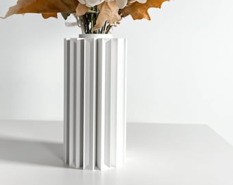 Modern Vase Minimalist Home Decor, Table Centerpiece, Flower Holder, Elegant