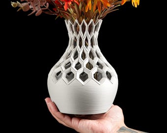 Hexagon Vase, Sculptural Geometric Table Vessel, Abstract Floral Accent, Mini Stylish Piece, 3D Printed