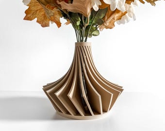 Modern Vase, Minimalist Sculptural Flower Vessel, Table Centerpiece, Desk Accent, Special Dinner, Celebration Piece