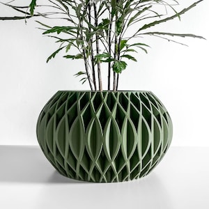 Geometric Planter Pot, Indoor Succulent Container, Desktop Plant Holder Statement, Modern 3D Printed, Bold