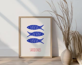 Poster Sardines bleues minimalistes, vertical mat | Décoration murale poisson nautique, affiche d'art graphique moderne, lettrage rouge