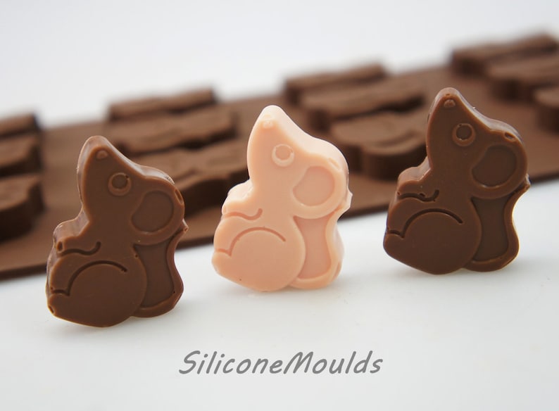 12 cell FIELD MOUSE Woodland Animal Silicone Bakeware Mould Candy Cake Mold Cupcake Toppers Resin Wax Soap