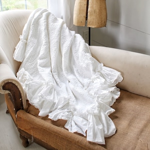 Matelasse’ Ruffled Cotton Throw | Shabby Chic Bedding | Pet Sofa Cover | Ruffled pet blanket  | Ruffled Bedding
