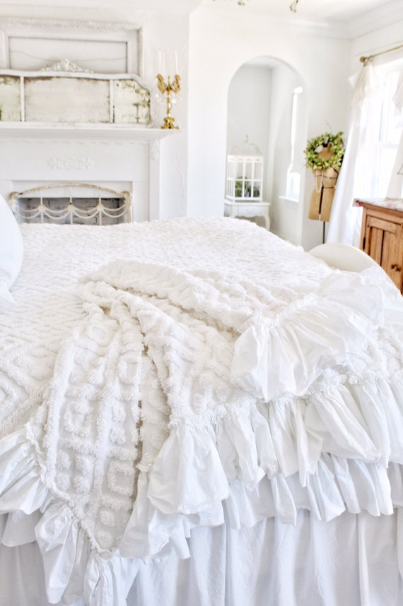 White chenille throw hot sale