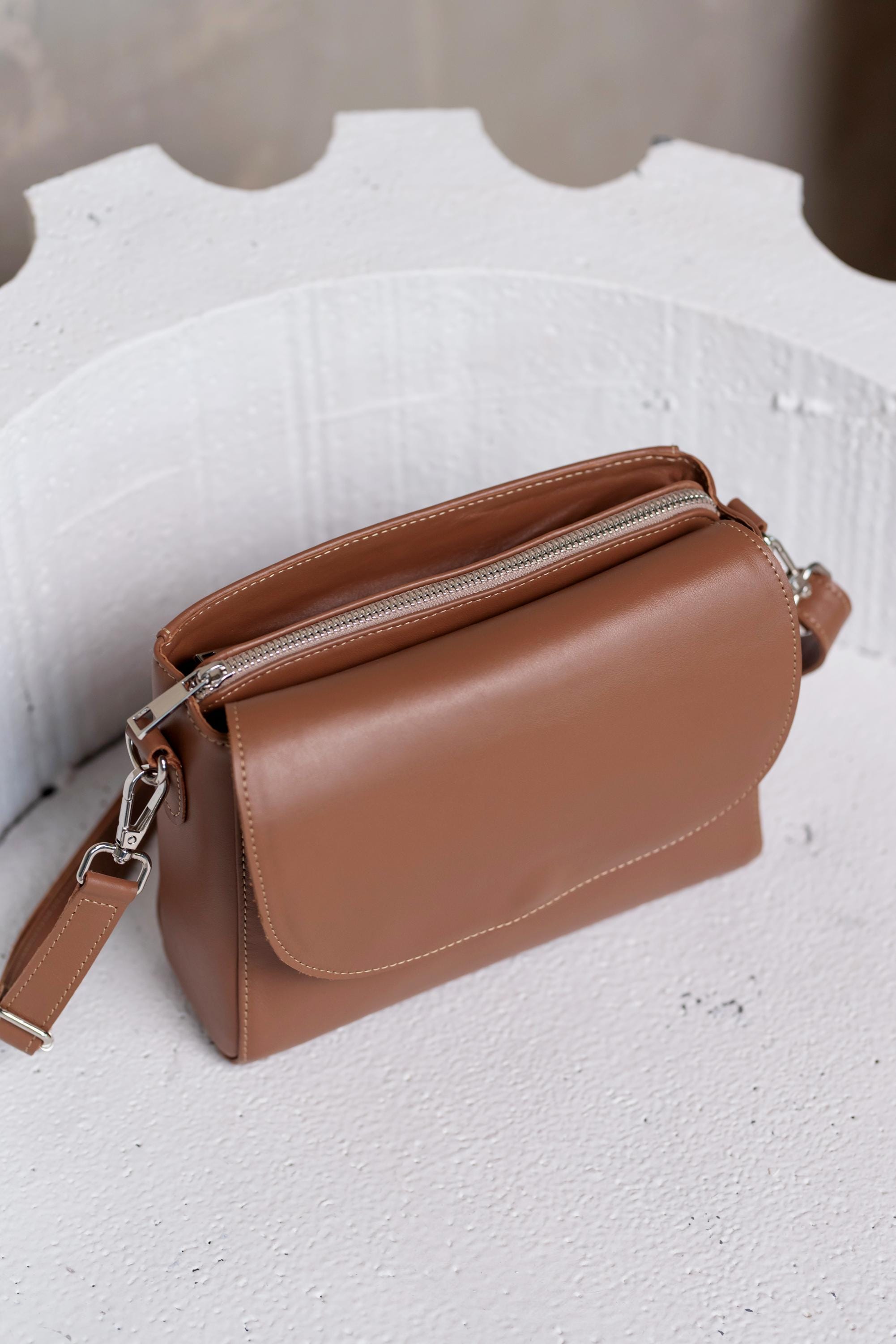 Handmade Genuine Leather Crossbody Bag (Light Caramel / Toffee Color) Handmade Tan Leather Crossbody Bag: Soft Leather Flap Purse  main image 3