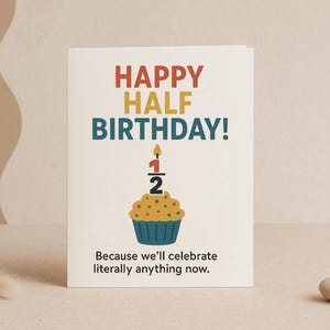 Grappige halve verjaardagskaart – Humoristische cupcake-kaars voor 6 maanden