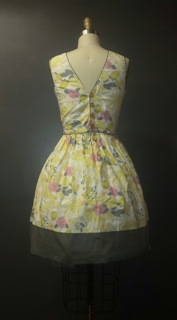 Vintage 1960s Party Dress - White Yellow and Grey… - image 3