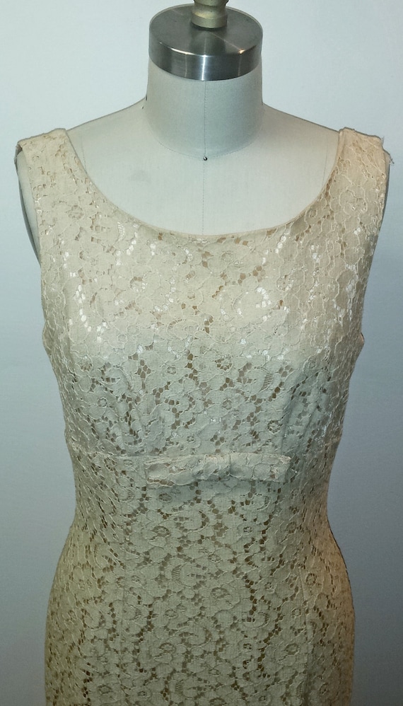 Vintage 1950s Cocktail Dress - Floral Cream Lace