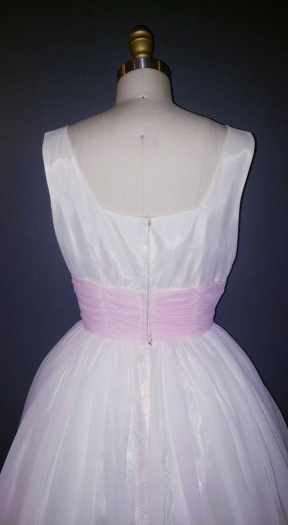 Stunning!! 1950s/60s Party Dress ~ White & Pink D… - image 9