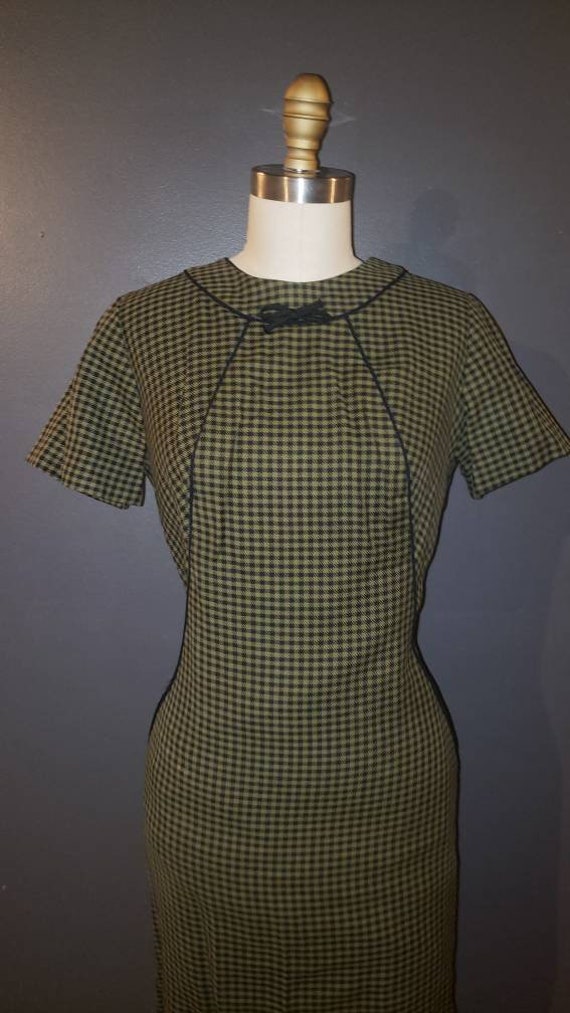Vintage 1950s Wiggle Dress ~ Olive Green & Black D
