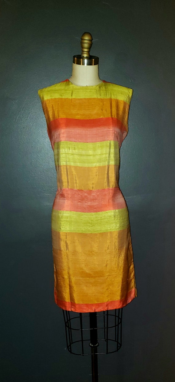 Vintage 1960s Starburst Striped Dress. Sleeveless 