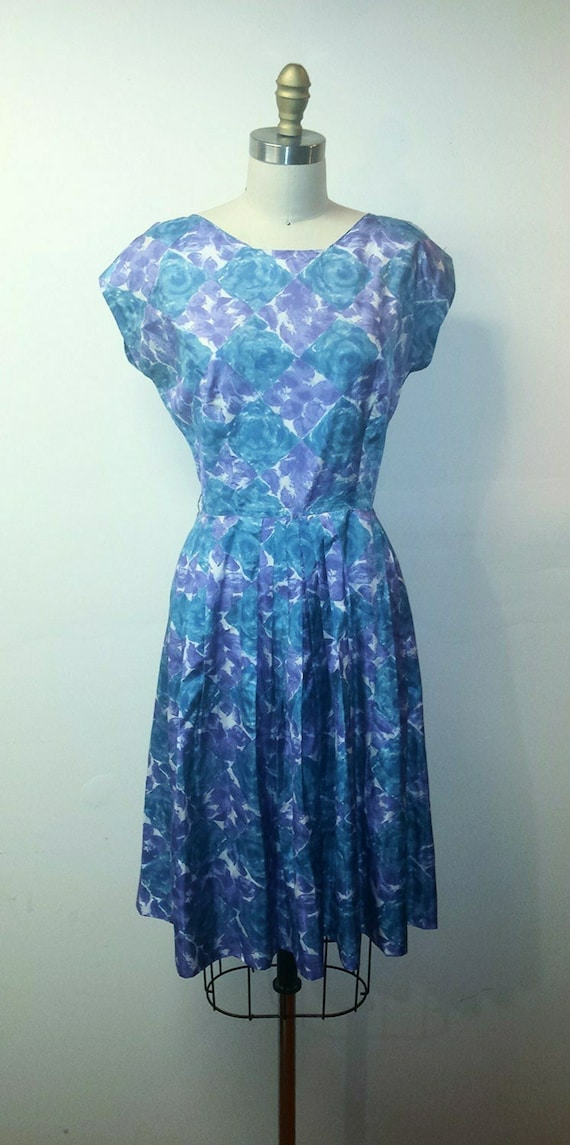 1950s Blue and Purple Wiggle Dress - Vibrant Pleat