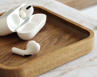 Solid Oak Square Tray – Minimalist Wooden Catchall Dish in 3 Sizes