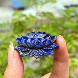 1.4インチ 天然ラピスラズリ蓮、手彫りクリスタルフラワー、ホームデコレーションギフト 1個