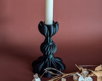 Portavelas cónico floral ornamentado / Decoración gótico barroca (Negro mate/Plata)