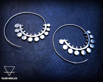 Spiraal verzilverde oorbel -etnische sieraden -boho oorbellen - tribal oorbellen 24-100